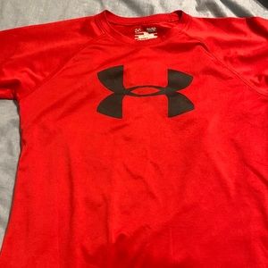 Under Armor T-shirt